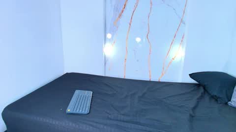 Sussy online show from November 29, 4:31 am