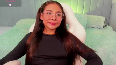 sussy_sweet4u online show from September 9, 3:56 pm