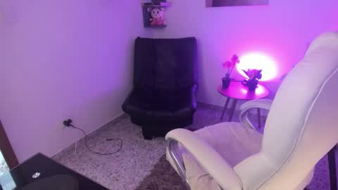 Susuya  online show from September 16, 6:44 pm