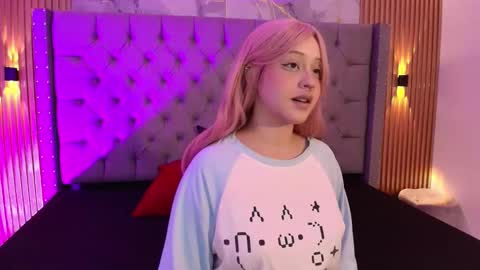 suxan_white online show from November 17, 12:30 pm