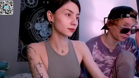 sweaties3 online show from October 27, 9:42 am