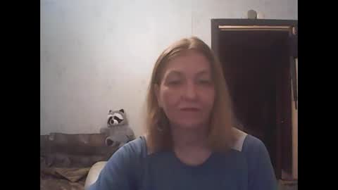 sweet4blonde67 online show from March 24, 4:35 pm