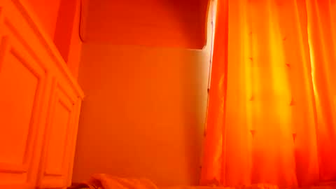 sweet52537 online show from December 18, 12:22 pm