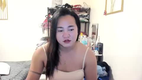 sweet7061 online show from October 23, 7:43 am