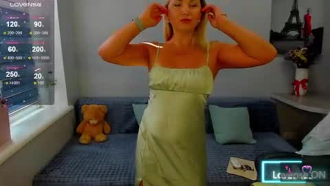 Margaret  online show from July 24, 1:52 pm