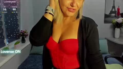 Margaret  online show from November 6, 1:58 pm