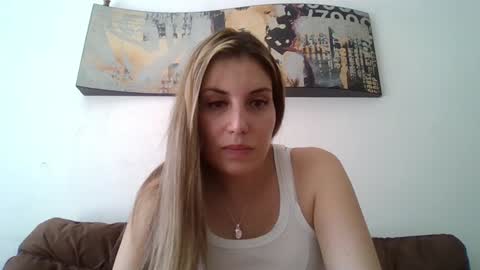 Snapshot of sweet__alana chatting on January 24, 6:56 pm Sweet  alana online show from January 24, 6:56 pm