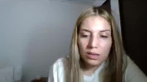 Snapshot of sweet__alana chatting on December 17, 1:18 am Sweet  alana online show from December 17, 1:18 am