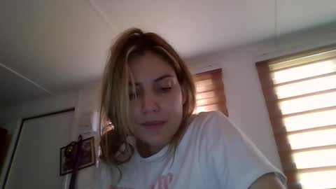 Snapshot of sweet__alana chatting on September 27, 2:04 pm Sweet  alana online show from September 27, 2:04 pm
