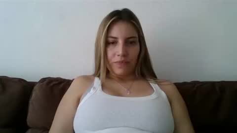 Snapshot of sweet__alana chatting on February 24, 4:47 pm Sweet  alana online show from February 24, 4:47 pm