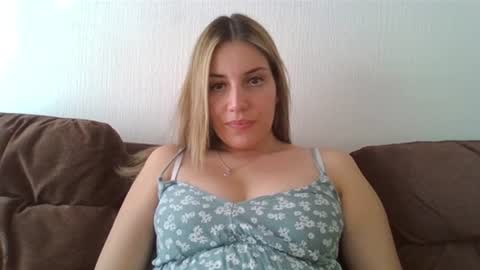 Snapshot of sweet__alana chatting on February 5, 8:25 pm Sweet  alana online show from February 5, 8:25 pm