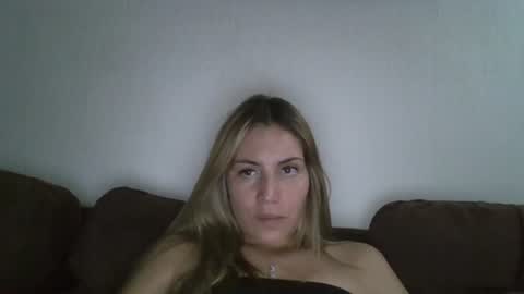 Snapshot of sweet__alana chatting on March 6, 12:10 am Sweet  alana online show from March 6, 12:10 am