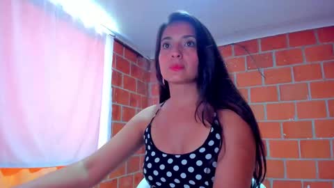 sweet and hot alaia online show from September 21, 3:49 pm