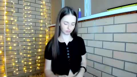 Christina online show from June 23, 6:47 pm
