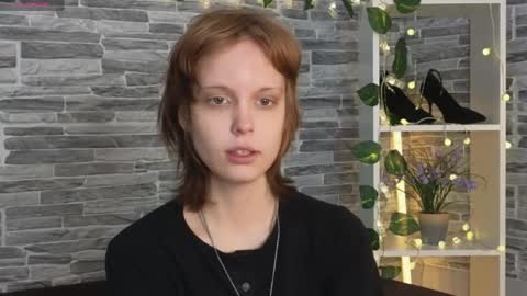 sweet_darly online show from May 2, 6:41 am