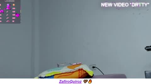 ZAFIRO QUIROZ online show from February 28, 2:53 pm