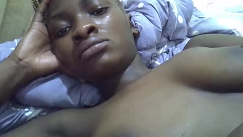 Snapshot of sweet_eldah chatting on September 12, 10:23 pm Sweet eldah online show from September 12, 10:23 pm