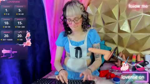  emmili  online show from September 25, 12:56 pm