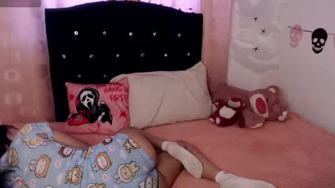 Hannah online show from November 2, 11:10 am