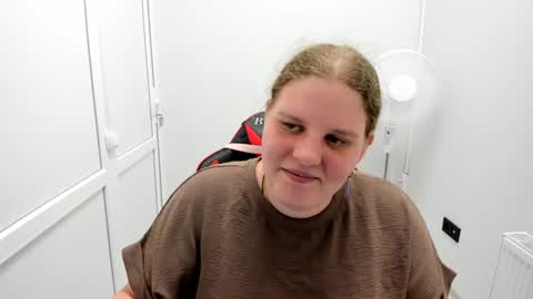 Karla online show from July 21, 2:08 pm