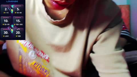 Help me to reach 100 thumps up online show from January 29, 6:43 am