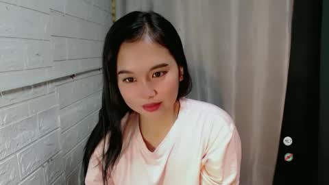 LAIKA online show from February 15, 9:37 pm