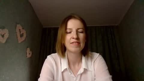 sweet_lilbunny online show from October 16, 4:17 pm