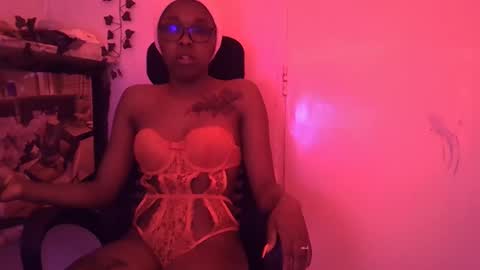 sweet lily254 online show from January 8, 4:40 am