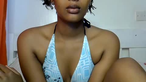 Linda online show from May 25, 4:29 am