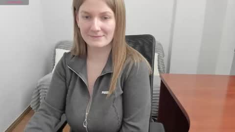 Mila online show from March 6, 6:29 pm