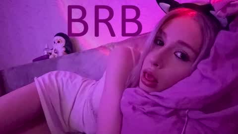 sweet_mol1y online show from December 5, 4:55 am