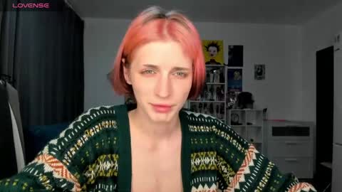 kira online show from March 26, 8:36 pm