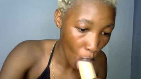sweet girl online show from June 7, 8:14 pm