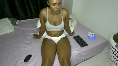 Nina online show from January 11, 9:10 pm