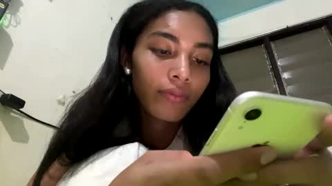 Trisha online show from March 10, 8:28 am