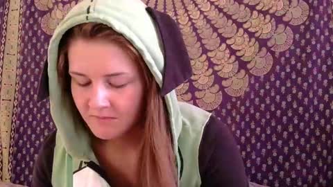 Snapshot of sweet_truffle chatting on October 23, 1:45 pm Heidi Brenner - Please check bio for schedule FAQ online show from October 23, 1:45 pm