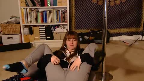 Snapshot of sweet_truffle chatting on February 11, 12:28 am Heidi Brenner - Please check bio for schedule FAQ online show from February 11, 12:28 am