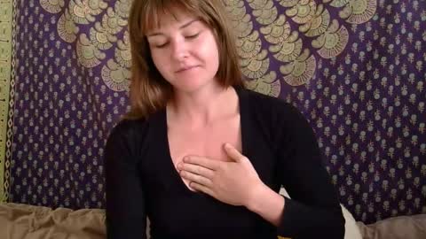 Snapshot of sweet_truffle chatting on October 22, 1:35 pm Heidi Brenner - Please check bio for schedule FAQ online show from October 22, 1:35 pm