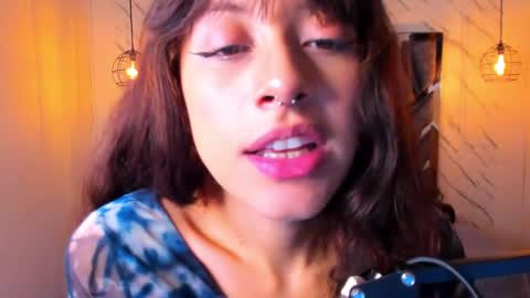 Snapshot of sweet_venus4 chatting on March 11, 3:02 pm sweet_venus4 online show from March 11, 3:02 pm
