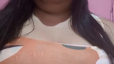 Snapshot of sweetapple808216 chatting on March 11, 7:25 pm sweetapple808216 online show from March 11, 7:25 pm