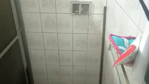 Snapshot of sweetapple808216 chatting on February 3, 4:04 am sweetapple808216 online show from February 3, 4:04 am