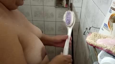 Snapshot of sweetapple808216 chatting on February 5, 9:50 pm sweetapple808216 online show from February 5, 9:50 pm