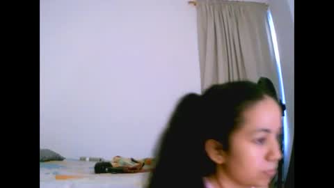 sweetapril_1991 online show from December 16, 8:48 pm