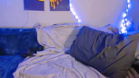 SweetBeefy online show from December 26, 8:28 am