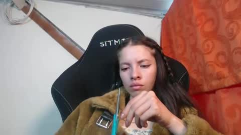 sweetdam12 online show from February 25, 7:16 pm