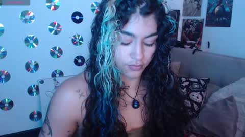 Abril online show from October 20, 3:39 pm