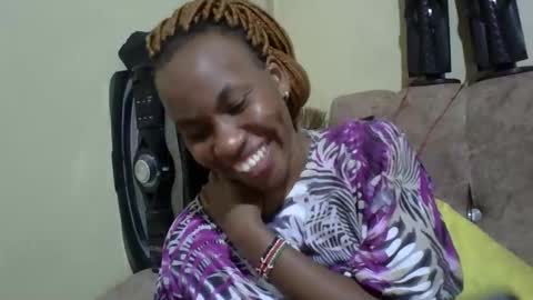 sweetdiva2012 online show from September 8, 4:39 pm