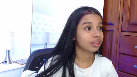 Snapshot of sweetebony_20 chatting on January 24, 9:49 am Gabriela online show from January 24, 9:49 am