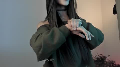 Bella online show from February 18, 6:37 pm