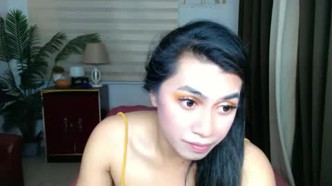 Aki online show from May 14, 6:06 pm